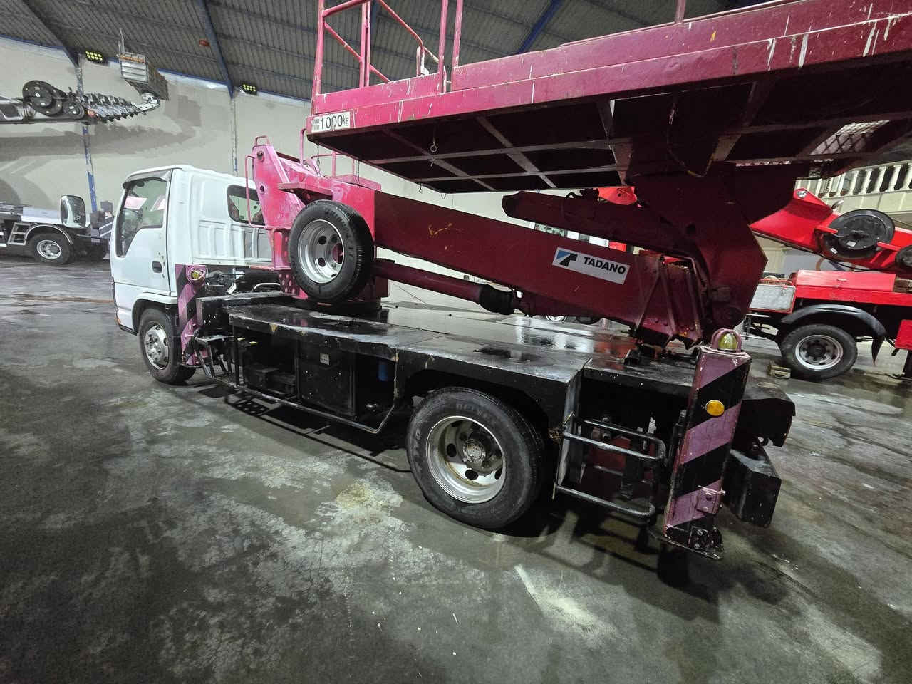 اللهم صل على محمد وال محمد باسكت 14 متر تادانو سياره تحكم فوق جوه للبيع بسعر مناسب يم زعيم البصره رقم الهاتف*********** /***********
