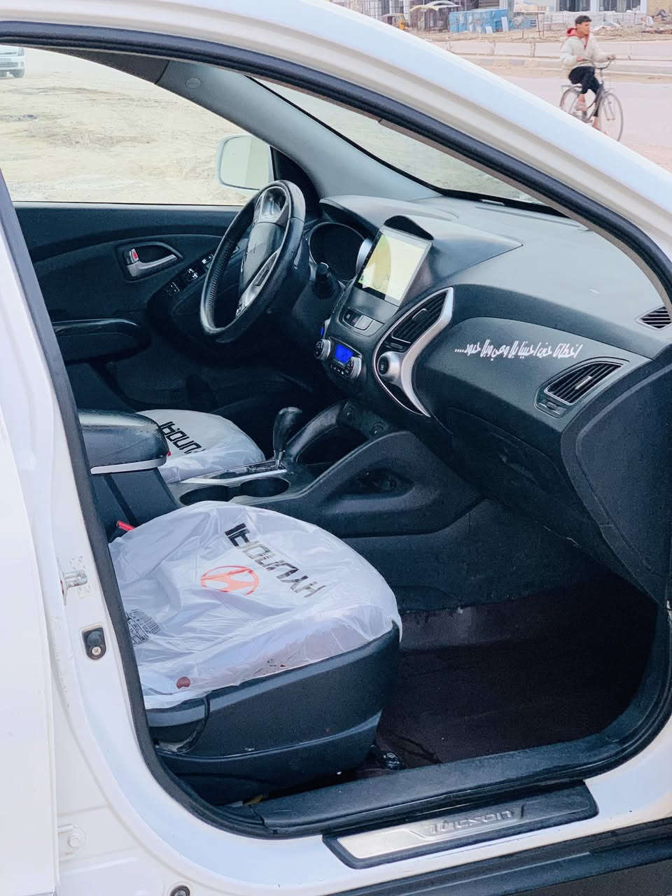 السلام عليكم
توسان موديل 2013 مكينه 2400 دوش بيها صبغ حزام بدون دواخل سيارة فول مواصفات عده الفتحه مداور ثاني يوم السياره جديده مامتعوبه ب 118 بيها مجال ***********
