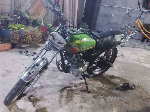 سلام عليكم دراجة ايراني موديل2022 ارواق ضايعة بس مكفولة من السرقة شوفة عينكم نضافتة سعر450بية مجال عنوان بغداد الزعفرانية ((مكلف بل نشر)) رقم صاحب الدراجة***********مستعجل علة بيعتة
