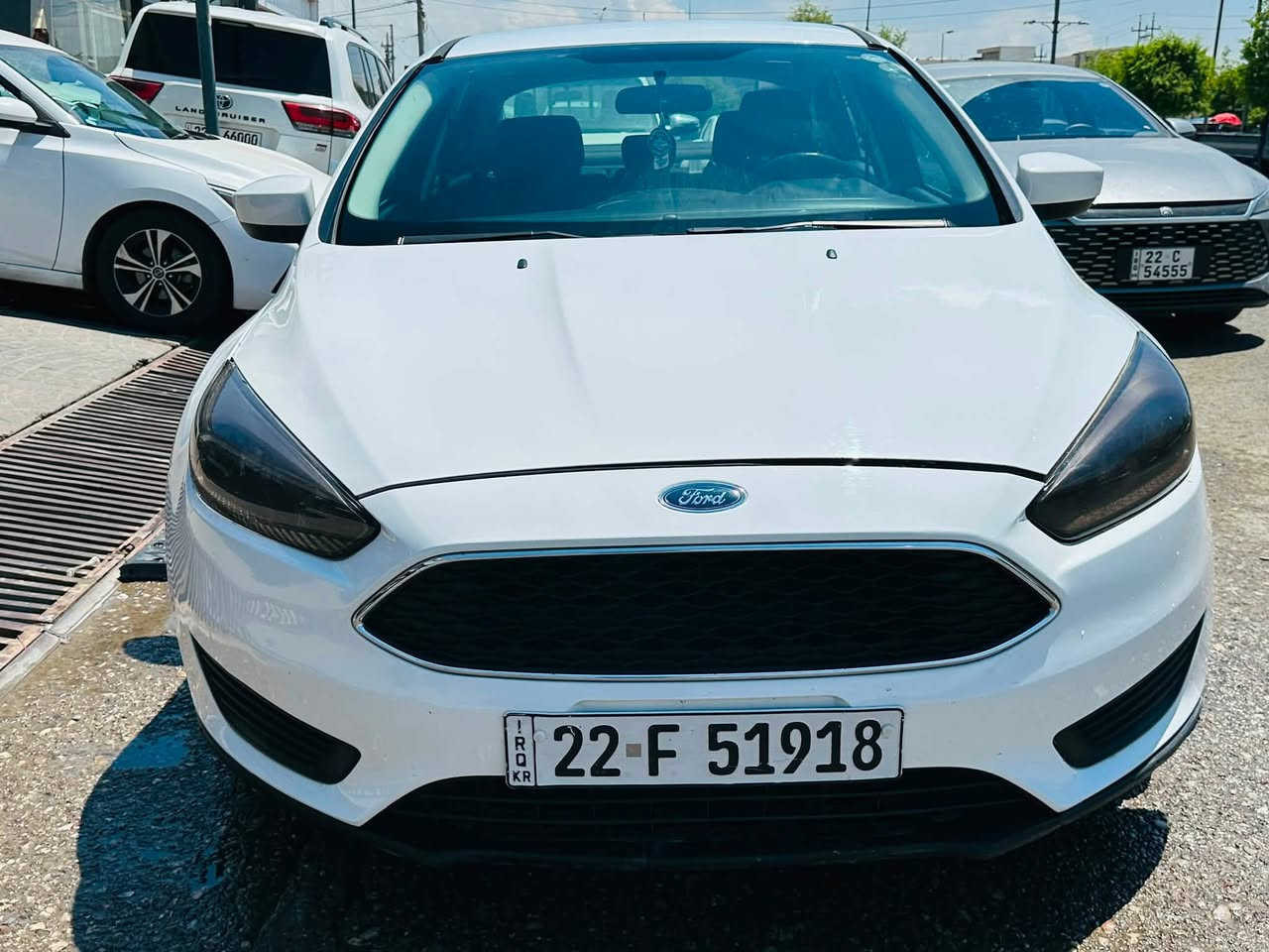 فورد فوکس ٢٠١٧
محرک ٤ سلندر 2,0 تبفس طبیعی
السیارة ماشي فقط 70 الف 
گیر و محرک و کهربائیات و صدر امامی و خلفی  کل بشرط
فحس و هزە و سنویە کلهم جدید
ضر السیارة جاملخ صبغ
بدون دواخل بدون ایرباگ کل بشرط 
مکان السیارە اربیل 
عندی مراوس حسب القناعة
*********** واتس اب
