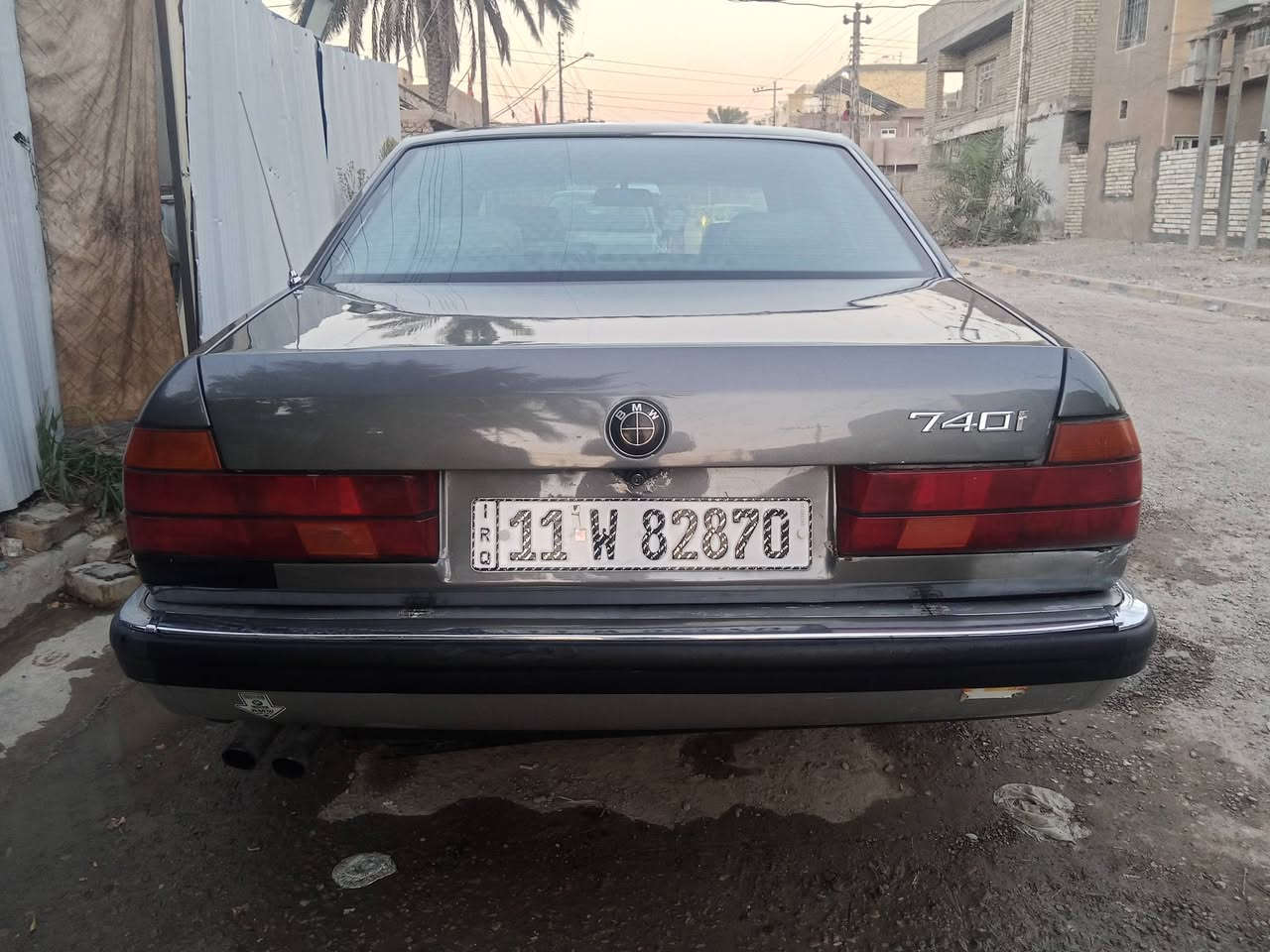 السلام عليكم بيع و مراوس بي ام موديل 94 حجم 740 كير محرك صدر تبريد كهربائيات تخم تايرات غرفه جديده جاهزه عنواني بغداد ***********
