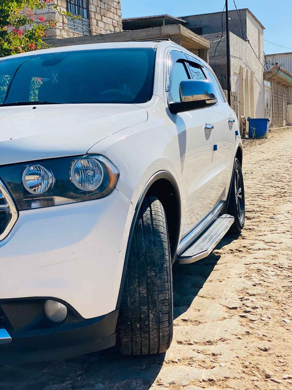 دودج دورانگو ٢٠١١
*dodge durango 2011 

فئة crew 

السونار مرفق بالمنشور

رقم بغداد بأسمي

محرك 3600. V6

ماشيه 200 ألف 

داخل جلد أسود وجوزي 

كشنات VIP

شاشه بلادي

بصمه ابواب

دخول ذكي 

جنطه كهرباء

تشغيل عن بعد

تحديد سرعه

رادار خلفي   

كشن كهرباء

حساسات خلفيه

لايات زينون Led

تحكمات استيرن جهتين

كاميرا خلفيه

تبريد 3 قطع 

شفتات استيرن

كشنات خزن 

ويل 18 أسود بلاد 

السيارة كلين Clean title 

السيارة كاملة 1/1 

لون أبيض

العنوان بسمايه 

السعر 185$ وبيها مجال 

***********
