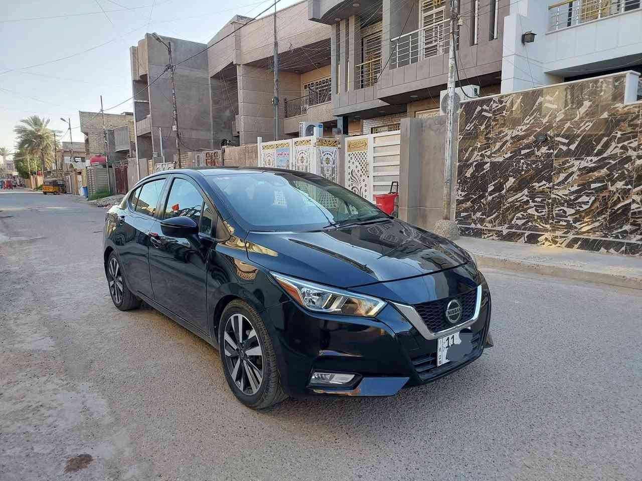 السلام عليكم اخوان للبيع نيسان فيرسا امريكي موديل 2020 رقم بغداد الدولي بسمي شرط تحويل رقم وسنويه وهزه كله جديد سياره فول موصفات بصمه شاشه تحكم ستيرن رادار ماشيه 39 الف السياره جاهزه كير ومكينه وحدادية وتبريد كله جديد بيها 3 قطع صبغ بدون داخل السعر 95 ورقه وبيها مجال لشراي للاتصال بل رقم *********** مكان سياره بغداد
