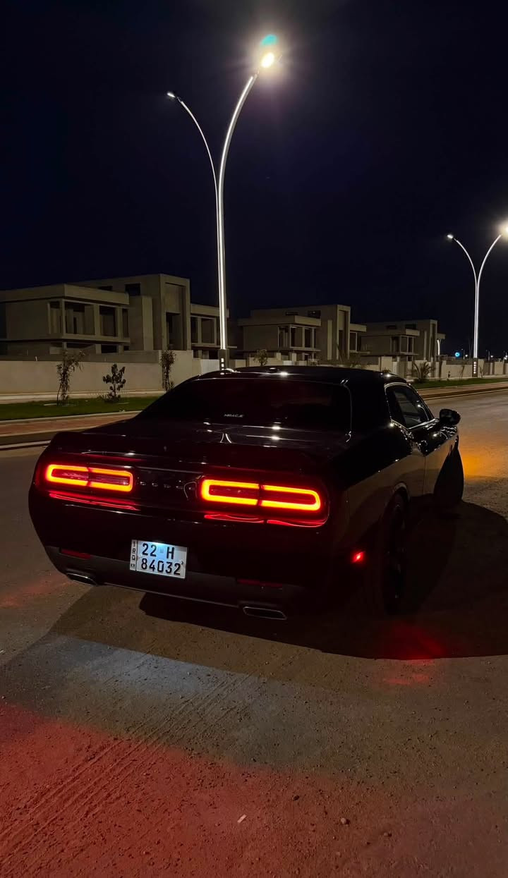 للبيع  او مراوس ب اوباما Dodge Challenger SxT Plus موديل 2021
• SXT Plus
رقم أربيل 
﻿﻿رادار
﻿﻿ويل نجمة
﻿﻿بصمة وتشغيل عن بعد
﻿﻿السيارة حادثة كما موضح بالصور
السعر: $16,800
وبيها مجال بسيط للجادين فقط 

للستفسار : ***********
