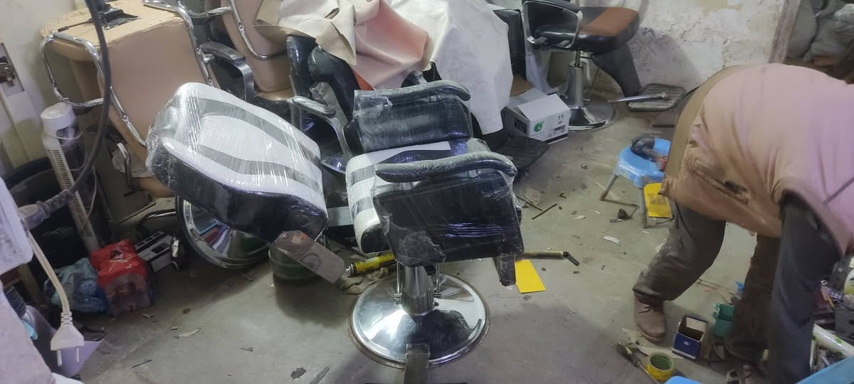 سلام عليكم للبيع مستعمل قليل متانة يشهد الله حديث مدينة الصدر قطاع 24قرب مجمع الصادق  للدوات السيارات ***********
