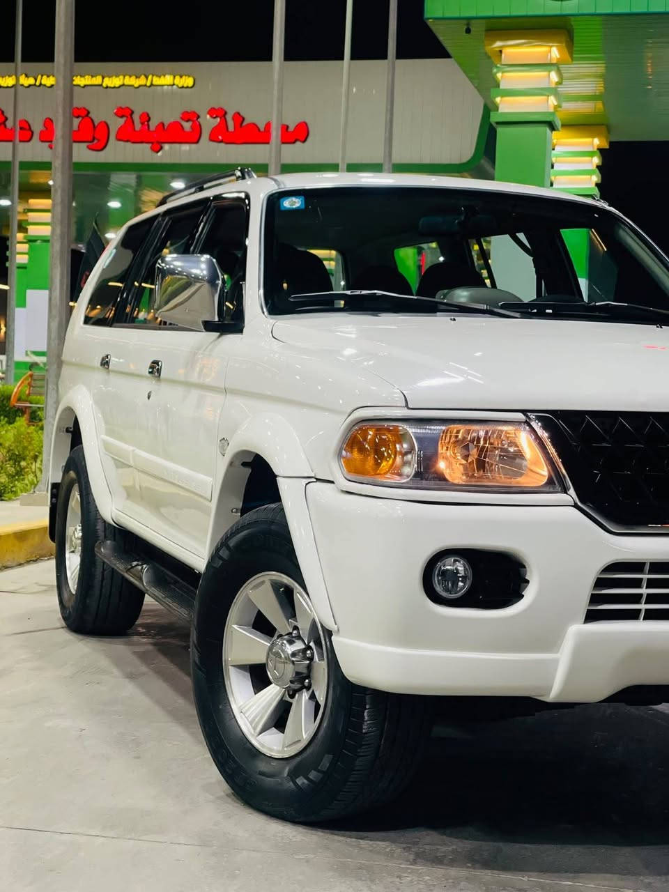 مسيوبيشي نتيفيا موديل 2008 محرك ممتاز كير ممتاز حداديه جيده تبريد ثلاجه تدفئه شغاله رقم بغداد الجديد باسمي سياره مكفوله من الصبغ مكفوله من التبديل سياره كلها بلاديه على وضع الشركه السياره فورويل السعر 105 بيها مجال الاستفسار عن هذا الرقم *********** محمد العنوان بغداد الشعب
