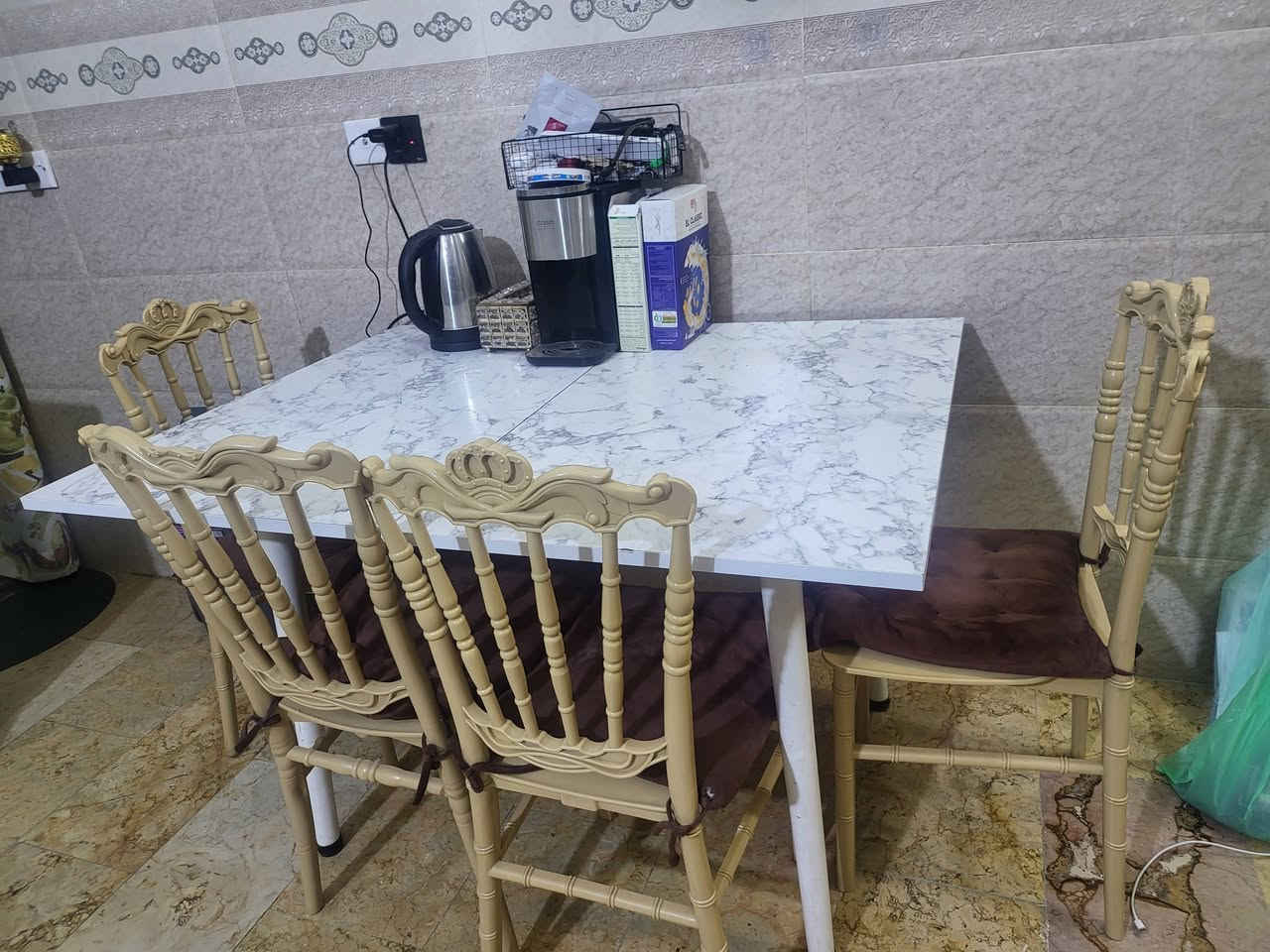 غراض للبيع التحتاجه صورته ع خاص كلهن جدد مكان الامين شارع الارامل


**إذا كنت صاحب هذا الإعلان وتريد حذفه لأي سبب، رجاءا أرسل رسالة إلى الدعم الفني**