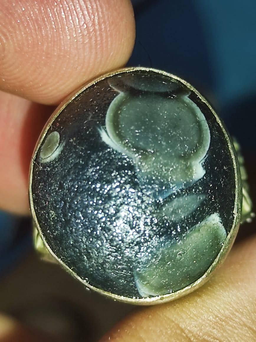 بسم الله
ابيع جوه سعر الفضه 
٢٥ الف قفل 
عطف قديم مشكول 
مع سليماني خام 
***********واتساب
