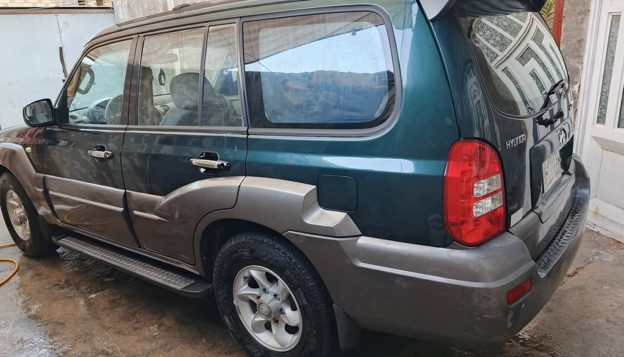 هونداي تريكان 7 راكب موديل 2005
محرك كرنفال كاز كير عادي 
السياره مكفوله كفاله عامه لا ضربه ولا صبغ ولا بارد سنويه باسمي ساقطه رقمها نجف 
السياره جاهزه ماعايزه شيء مالت جناي متعوب عليها 
مكاني نجف : *********** 
سعرها 73 والشراي بي خير ويدلل
