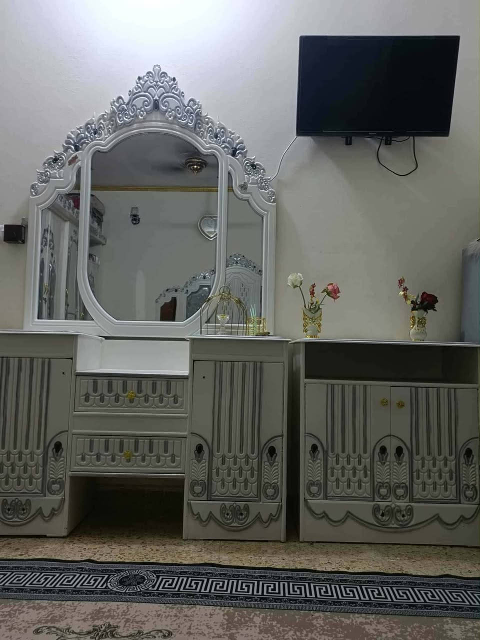 غرفة نوم للبيع
السعر 800وبيها مجال


**إذا كنت صاحب هذا الإعلان وتريد حذفه لأي سبب، رجاءا أرسل رسالة إلى الدعم الفني**