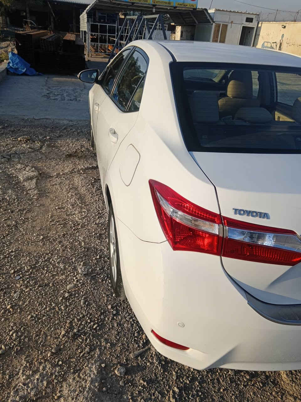 سلام عليكم
كورلا 2014خليجي 
رقم سليمانيه 
مواصفات مكينه 2000
حساسات خلفيه
اشاير بل مري 
تحكمات 
مواصفات الشركه العامه معروف
مكان سياره ديالى شهربان  
سعر ١٢٧ اوبيهه مجال
***********
