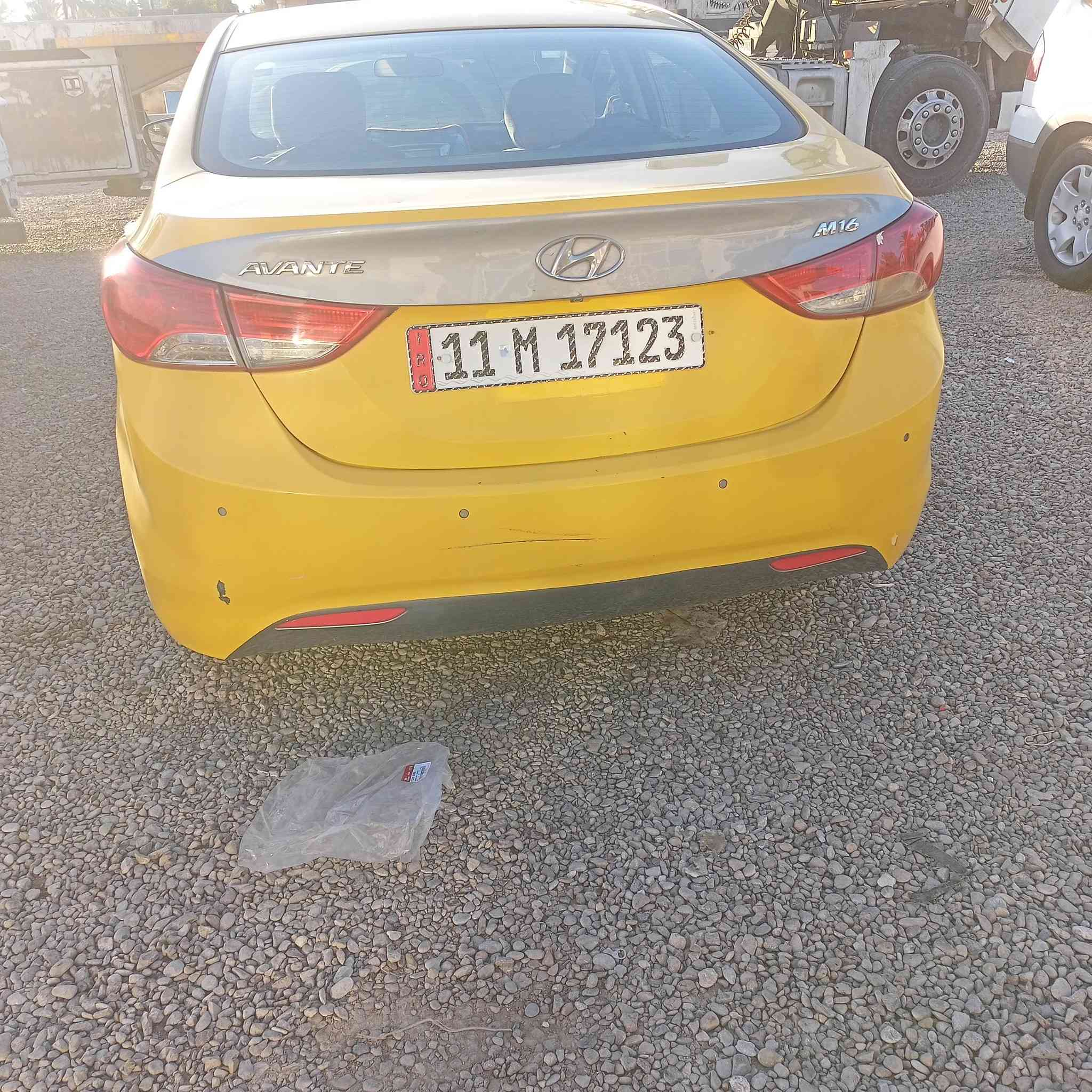 السلام عليكم افانتي موديل 2012 واردكندي كير ومحرك خير من الله محرك 1600 دوش  سيارة جاهزة من كلشي تخم تاير جديد حدادية جديدة عارضة 95 وبيه مجال مكان سيارة ديالى خان بني سعد للتواصل ***********
