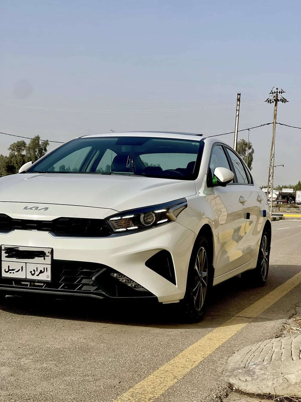 للبيع سيراتو
فول موصفات بيهه بارد جاملغ الخلفي شبر 
موديل 22
خليجي   
بسم شركه وكاله تحويل 
محرك 1600
داخل لونين 
ماشيه 94
تبريد قطعتين 
منافذ شحن قطعتين 
مثبت سرعه شاشه +كامره
السعر 165
عنوان واسط / العزيزية 
***********
***********
