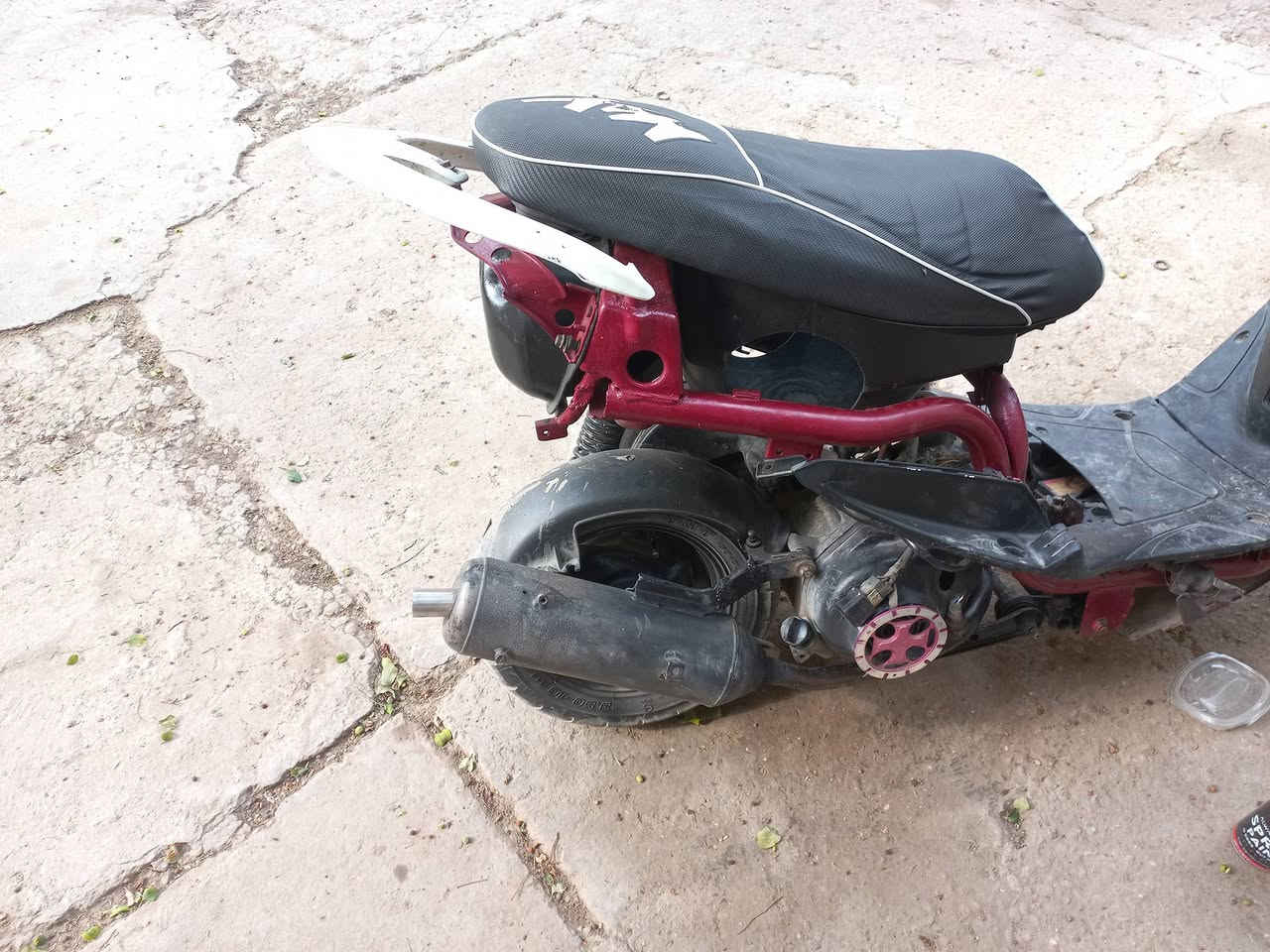 سلام عليكم شباب عدي ماكس ولفين اكبار اريد امراوس بيراني حربيه يكون بغداد اهمشي دراجه شلعه ومعدل بيهه اكلجات رياضي وصالنصه صجميه وبينه تاير رياضي وبينه يدات ابريك رياضي وقبل عنبار وبوشه رياضي ما اعرف اسمها بيهه كتابه وكور ابو لطرر وبينه روحه مثلث وبينه غراض بيهه هواي  امراوس الماكس 55او ابلادي  حسب لقناعه متواجد فيس رقمي ***********
