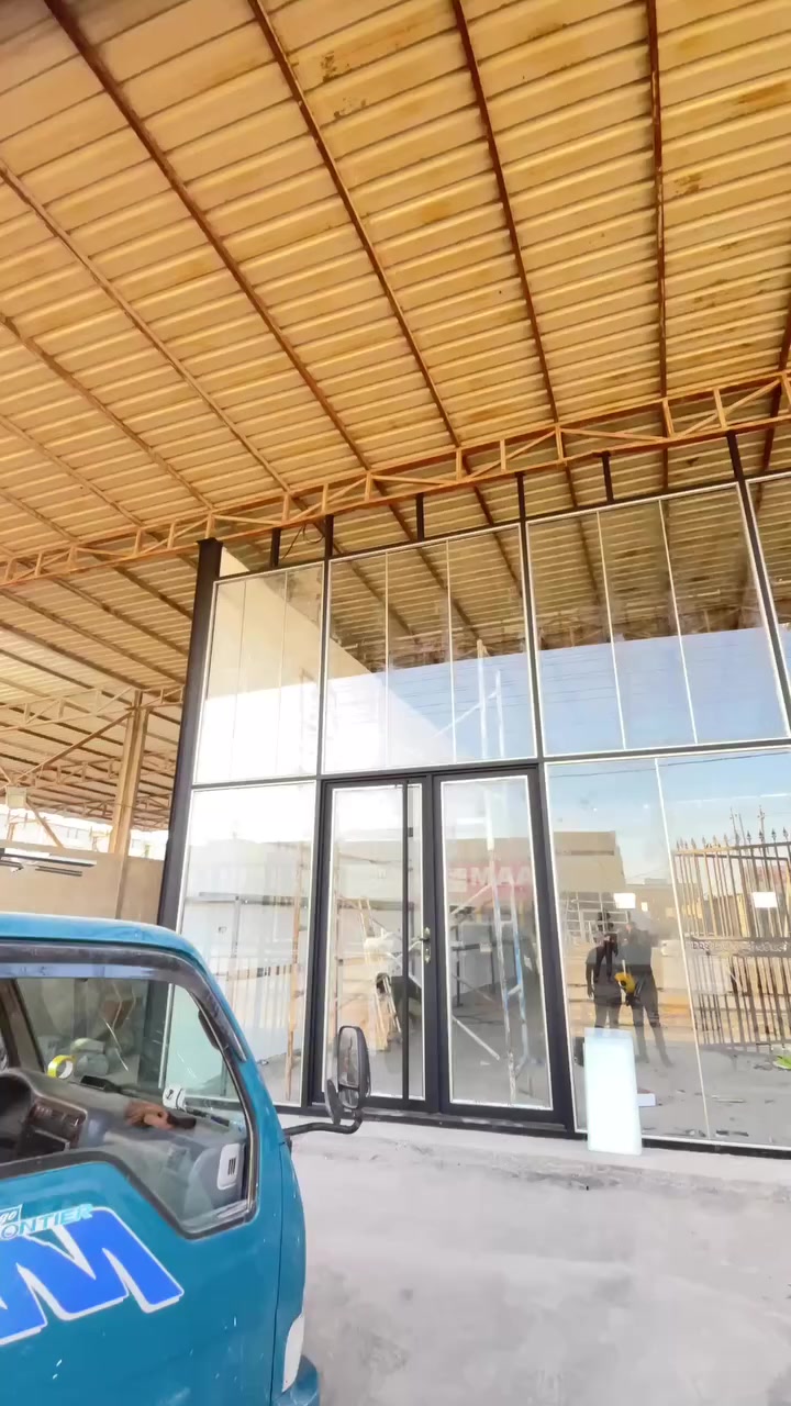 متر ٣٠ ألف ***********
نصير
نصير الزهيري
