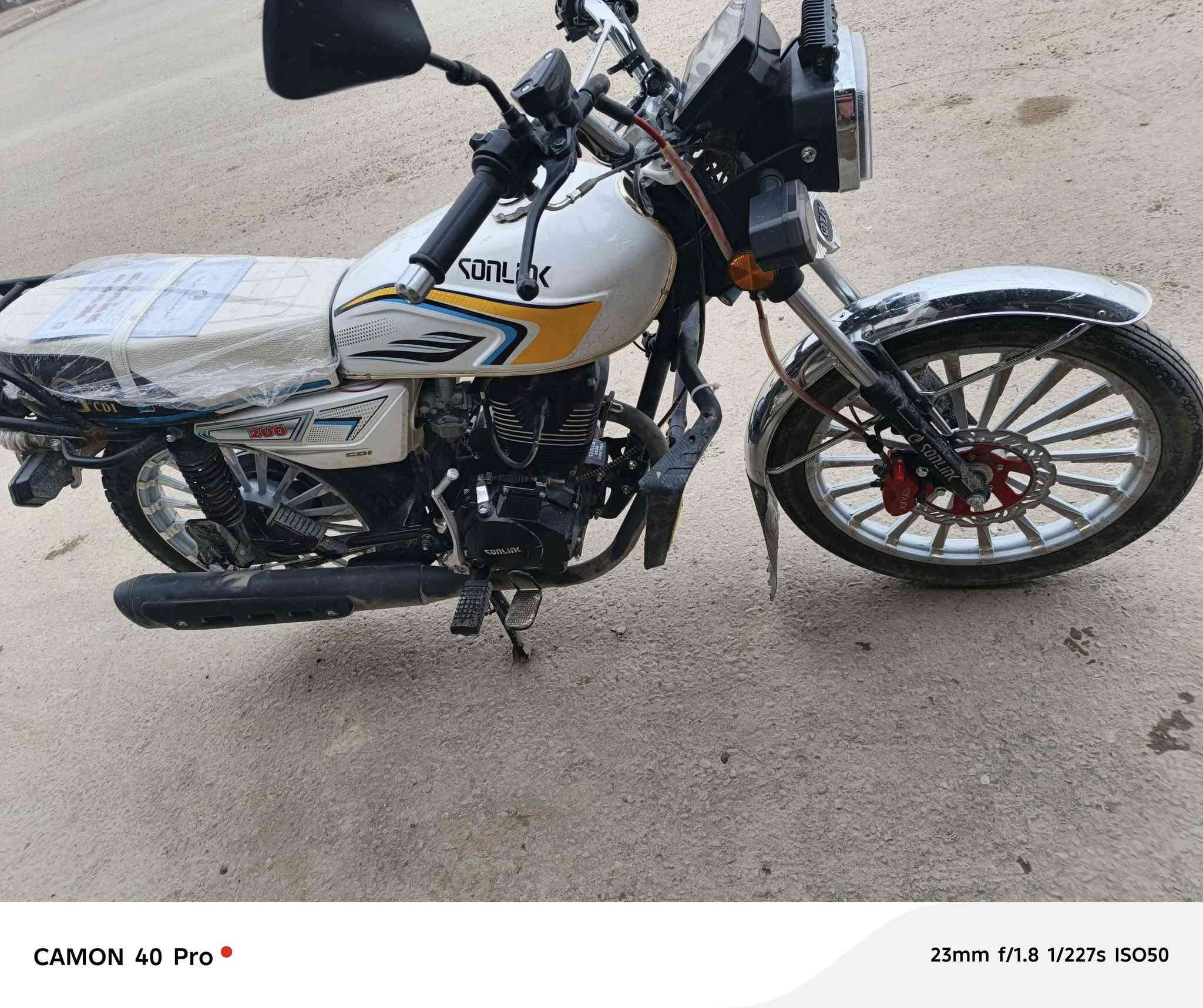 دراجه 25. نضافه فول مال بيت منفيس بصمه كامله تاير جديد مكانها سامرا مكلف بل نشر. *********** رقم صاحبها 750 وبيها مجال اتصل
