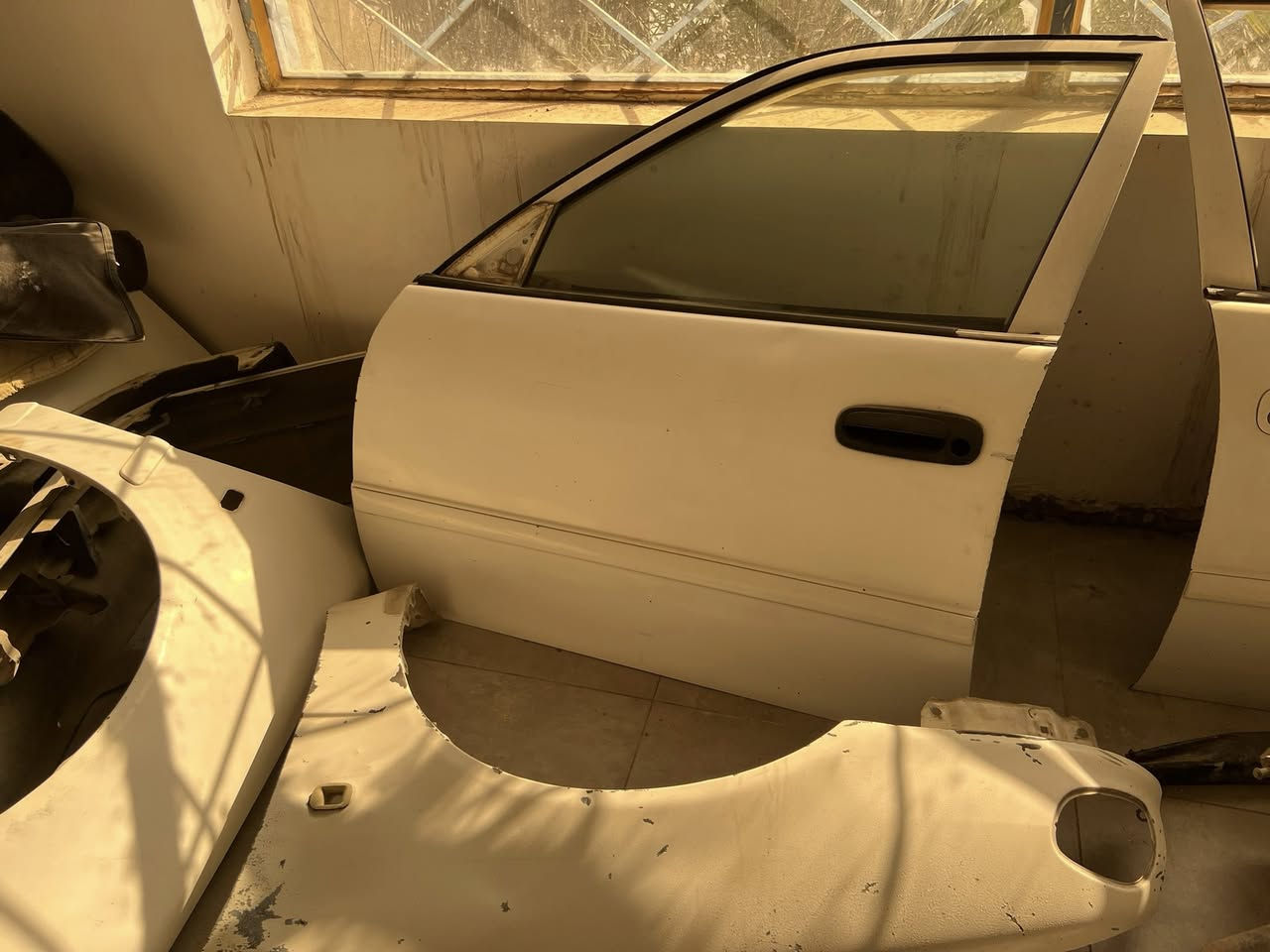 سلام عليكم
غراض كورلا موديل 2000
كلهن 150 الف
اربع ابواب جاملغات اثنين ودعاميات وبنيد
***********
