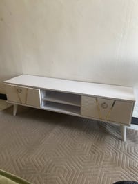 ميز تلفزيون • زولية 3في4