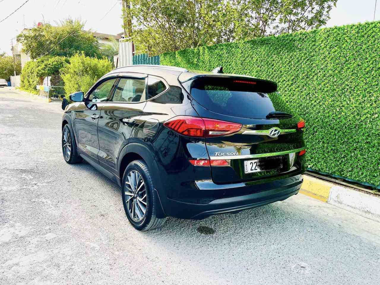 #السلام_عليكم
#للبيع 🚘

- هونداي توسان  Hyundai tucson  (2019)
- رقم اربيل  
- مكينه  2000 
- ماشيه 60 حقيقي
- السعر 148 
المواصفات :-  
*  شاشه + كامرا
* تحديد مسار + قياده ذاتيه
* رادار امامي + خلفي + جانبي
* هاندبريك اوتو 
* اوتو هولد
* اشاره بالمري 
* 3 وضعيات قياده 
* تحكم  ستيرن 
* داخل مغلف درجة اولى
* مانع انحدار 
- حادث السياره بنيد وجاملغ 
- مكان السياره بغداد   
- للاستفسار 
- ***********
