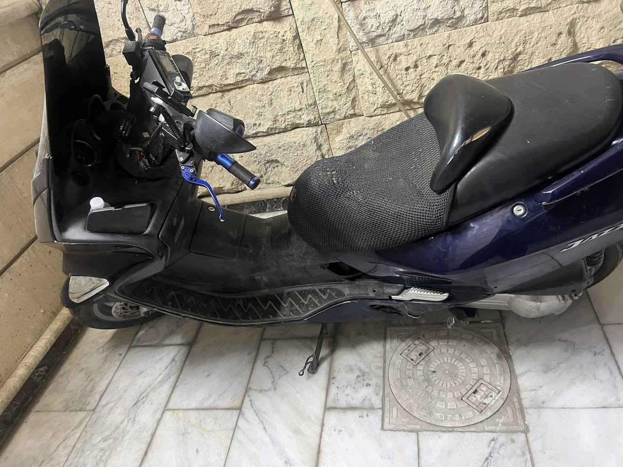 سلام عليكم فورزا 06 للببع   الدراجه كل نقص مبيهة الدراجه اوراق كامله ومكملين الكمرك مالتهة كامل ولدراجه مزودة سعر 650  وبيه مجال مكاني بغداد للتواصل واتساب فقط: ***********
