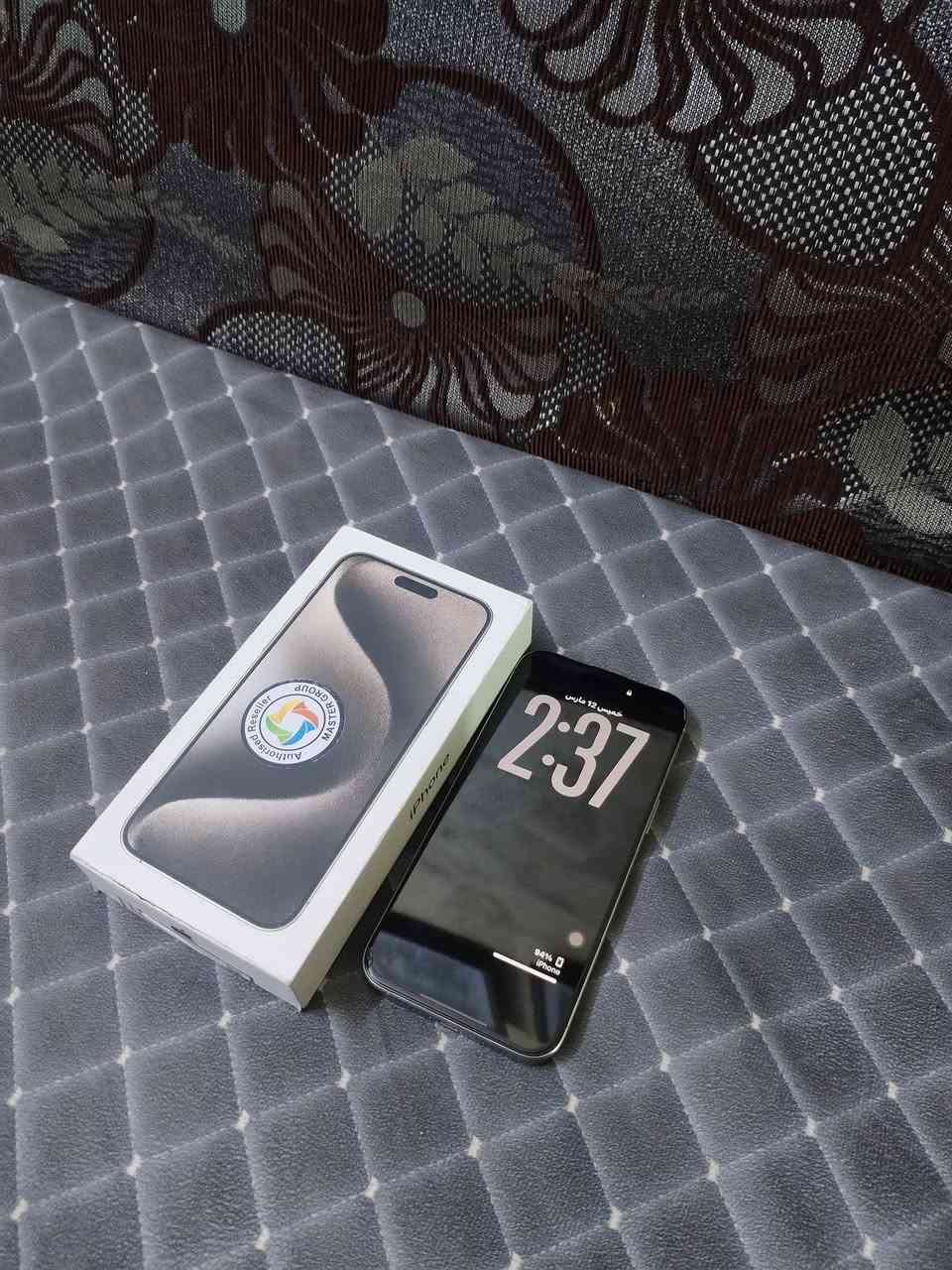 ايفون 15 برو ماكس  ضمان وكاله ماستر اصلي
ذاكره 256 بطاريه 98 بلاد ونضافه 
جهاز لا مفتوح ولا مصلح وين ميعجبك افحص وتر بروف الون تيتانيوم  ملحقات كامله السعر 
مليون و125الف قفل بغداد 
*********** وتساب
