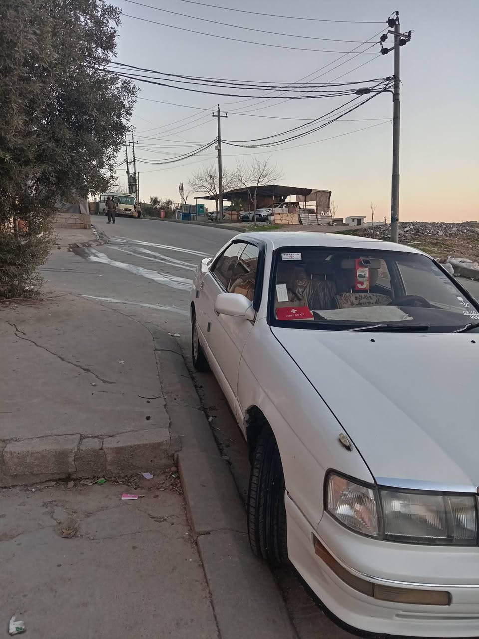 سلام عليكم للبيع كروان بطه موديل 91 رقم سليمانيه دولي سياره بسمي مصبوغه حزام ***********ومراوس سعر ٤٨
