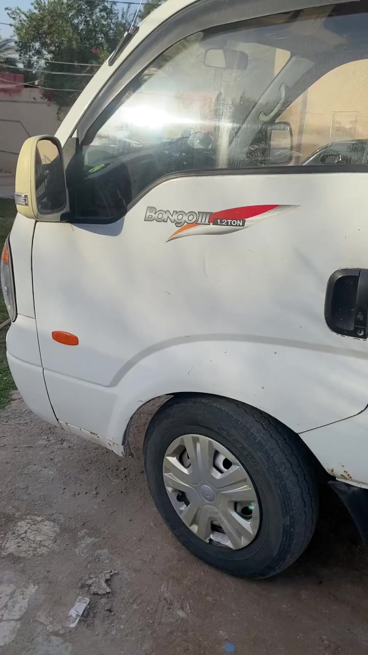 سلام عليكم كيا دبل قماره 2008 مسكر مكفولة من الحادث كير مكينه مكفولات رقمها بابل مكاني سماوه راعيها بالحلة تريد مداور مكاتبه ماكو مشكله واتساب اتصال بالخدمة 
سعرها $ 102  بيها مجال قليل مرواس بصالون النترا سيراتو حديث 
***********
