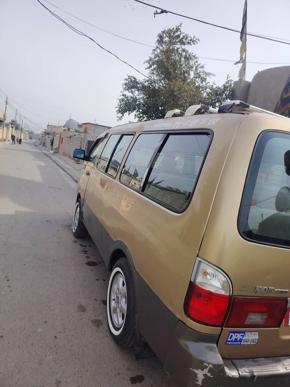 السلام عليكم للبيع  منغولي موديل 2004 رقم انكليزي تحويل ثاني يوم السياره جاهزه مكينه كير اكسل حداديه شواصي 4بلاد السعر 125وبيها مجال مكان بغداد الستفسار ***********
