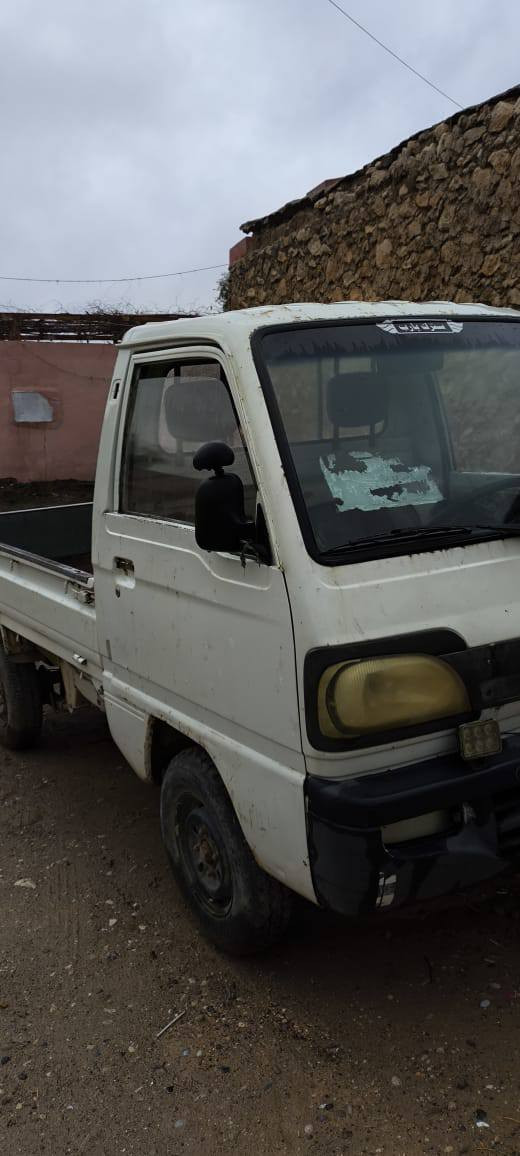 شنغهاي ٢٠٠٦ منفيس بدون رقم ابيع كومة حديد السعر ٧ $ اوراق *********** كورك
*********** اسيا
