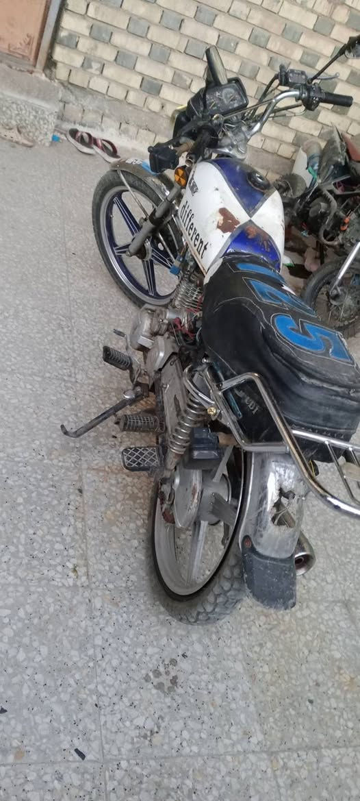 للبيع ايرانيه سيفان 5 كير شغاله سعرها 240 مكان بغداد بلديات التاير الخلفي تعبان مديل 21 بدون اوراق مكفوله سرقه ابيع هيج ***********
