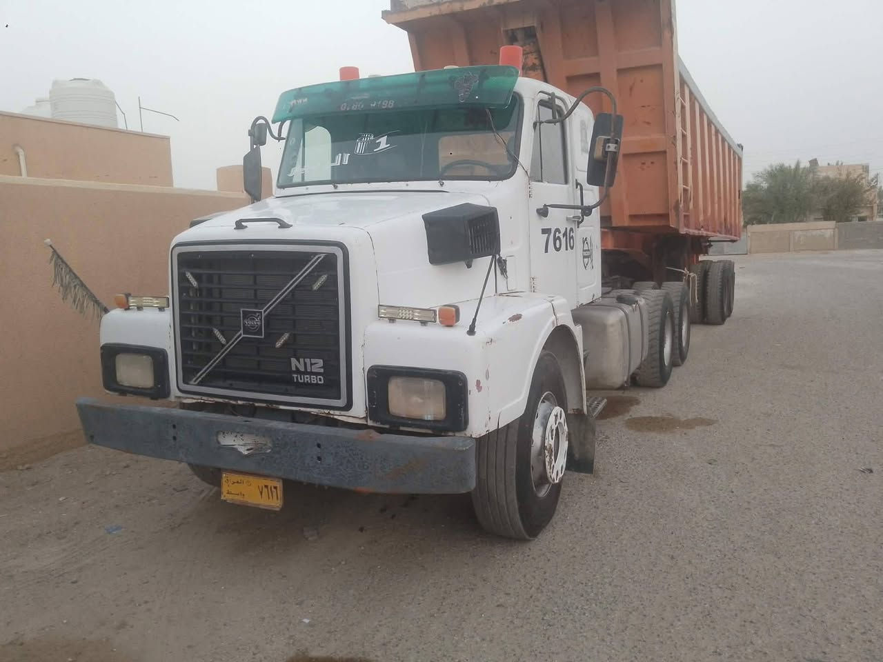 سلام عليكم فولفو للبيع بس الراس موديل 90 سنويه جديده الئ 2030 رقم واسط تحويل مباشر محرك n10 مجفت جديد كير 4ب4 مجموعه فراشه شاصي مكفول مكان الأنبار السعر 105 وبيها مجال ***********
