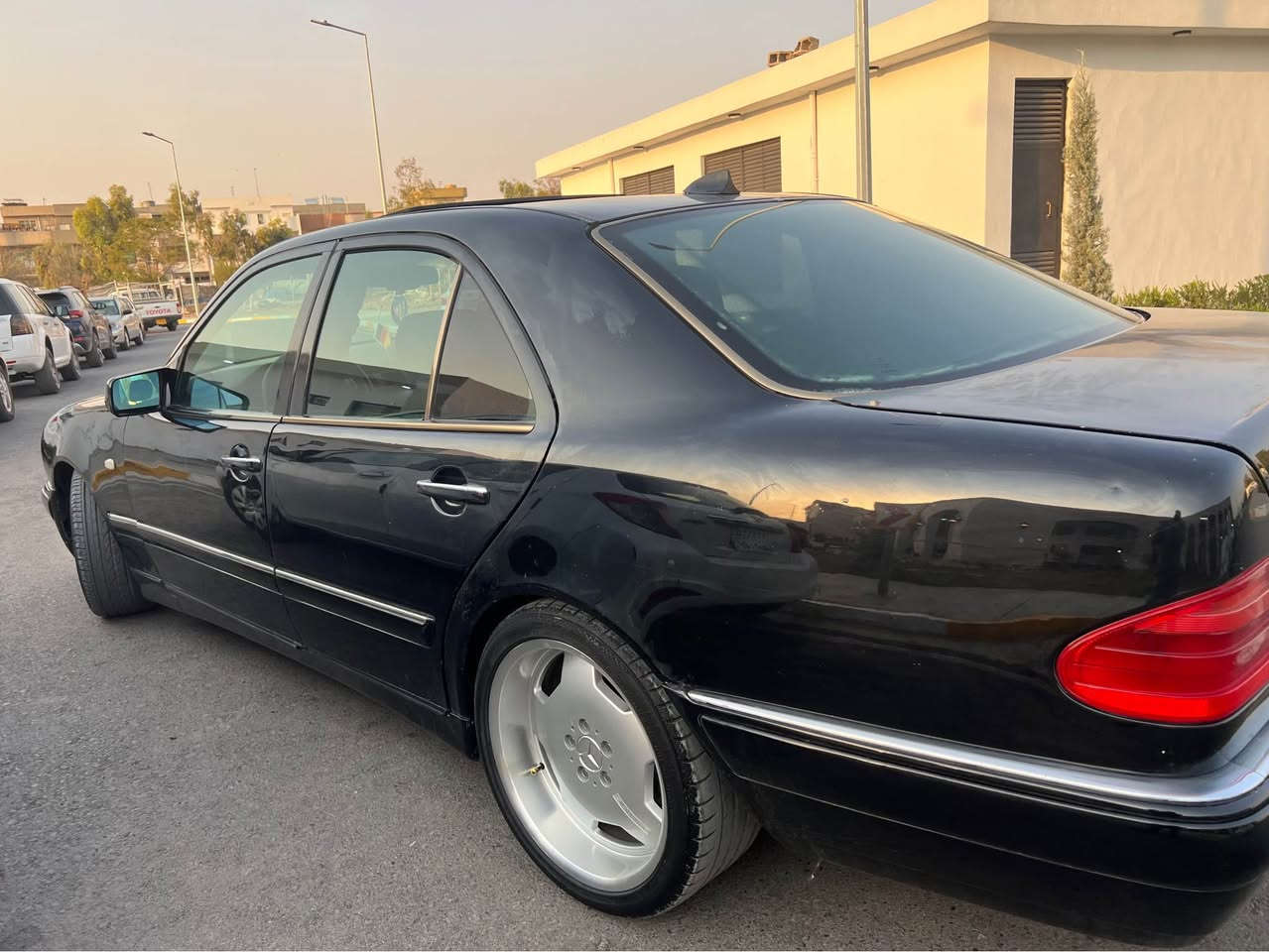 ماسليس عيفريت موديل ٩٥مه كينه حه دلي ٤بستني فول مواسه فات جارجام كاره باي سلايت ناو فورميكه وكوشن خه زن وهيته ر فول فول مواسه فه ت كيرومه كينه وته قه ره قه ي به شه رت وه ركه راوبرواه ي به شه رت حيزام سباغ بوجواني سه نه وي نوي تا ٢٠٣٠به ناوي خومانه ته حويل به شه رته جارتايه ويل نوي له سه ري تي مه سره في تيدانيه جايزه سه ياره كه بي كيشه و بي مه سره ف له هه وليرم سحري ٧٥وه ره قه يه مه جاله كي برايه ني تيدايه *********** أربيل, العراق
