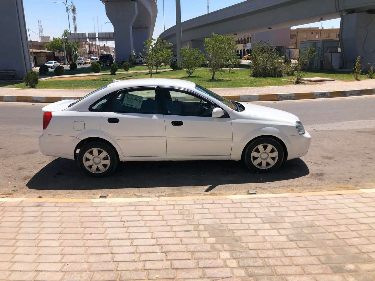 السلام عليكم للبيع اوبترا 
كير محرك شرط 
تبريد ( ثلج ) شرط ويا السويج 
موديل 2004
تخم تاير جديد كهربائيات كلها شغاله 
شرط التحويل 
للستفسار الاتصال عل الرقم 
***********
