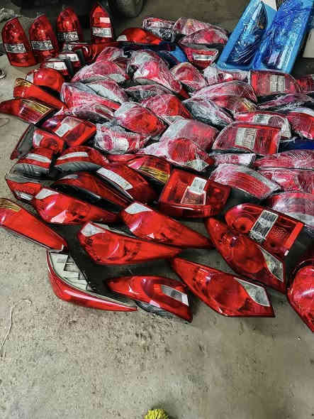 سلام عليكم 
ادوات كوري فقط
بيع جمله فقط
بك لايت مشكل كوري
مري جانبيه مشكل 
سعر مناسب 
الستفسار ***********
