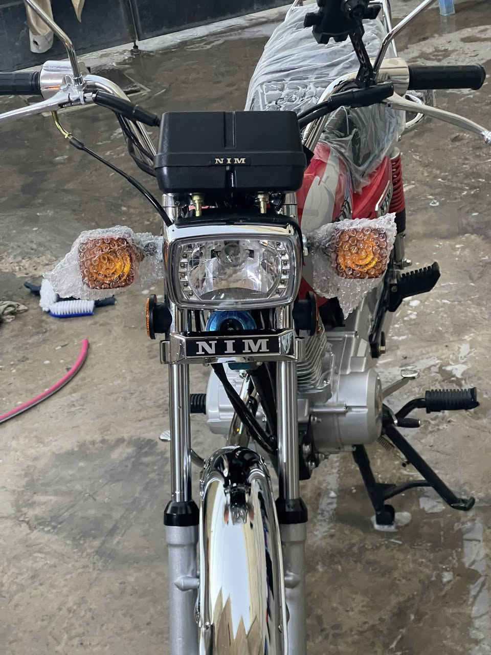 السلام عليكم دراجه أيراني نامه زيرو 2025دراجه زيرو دراجه منفيس استنساخ من الشركه والباقي الأوراق كامله يعني مكاني بغداد حي العامل السعر 900وبيهه مجال رجاءً مايعجبه السعر لا تكسر بحلال العالم 
***********
