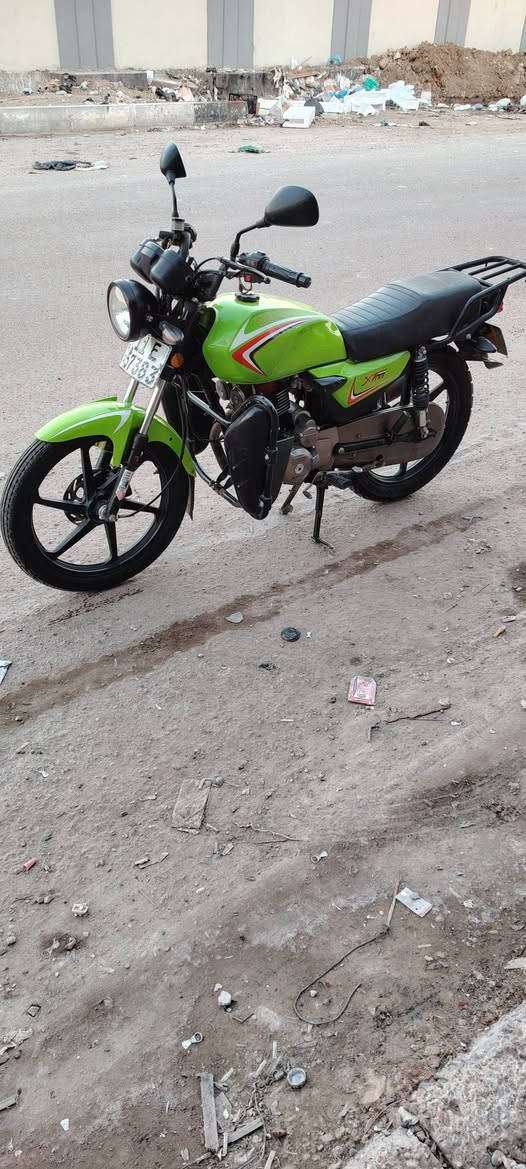 ***********
١٦٥٠ قفل قفل
