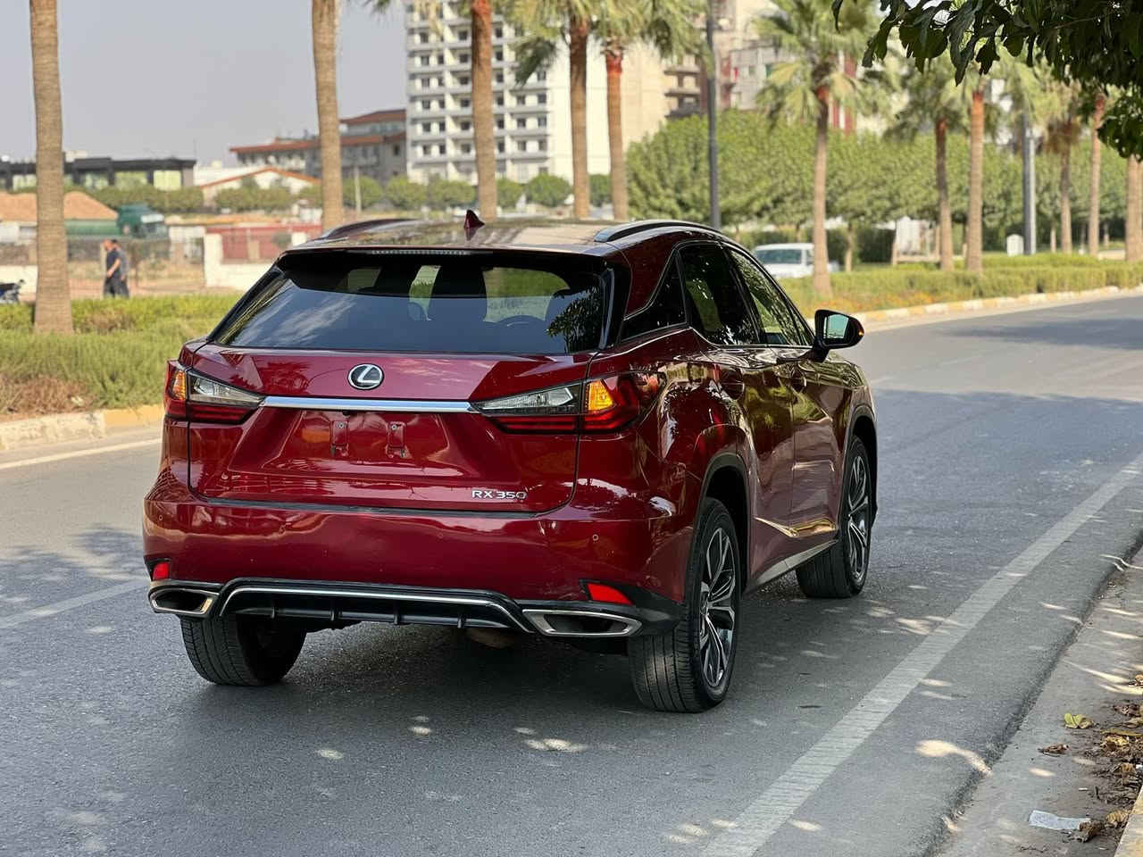 ليكزز RX350 موديل ٢٠٢٢ فول مواصفات رادارات تحكم قيادة ذاتي ٥ كامرا تبريد و تدفئة حجم مخرك ٦ سلندر ماشي ٦٥ الف فقط قطعتين صبغ بدون ضرر داخيل مكان اربيل ترقم شمالي سعر ٢٩٨ ورقة لمزيد اتصل مرواس يرهم رقم شمالي 
***********
***********

