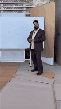 ‏سبورة مغناطيسية وجهين قياس الارتفاع 120 سم طول 240 سم 
قياس الثاني الارتفاع 100 سم طول 200 سم نوعية ثقيلة الإطار ألمنيوم متوفر تعليك
‏ ￼بستاند متوفر أسعار جملة مفرد ستاند سعر 65 الف￼***********
***********￼￼￼￼￼￼
