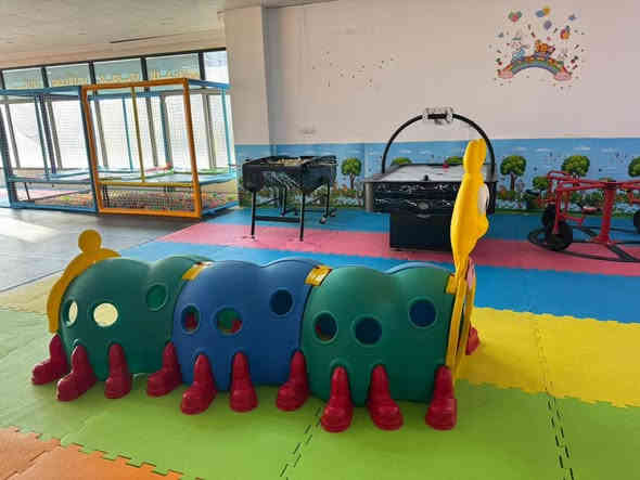 هۆڵێ یاری منداڵانی کامل بۆ فرۆشتن 
سەرجەم پێویستیەکانی هۆڵێکی تێدایە یاریرکان زۆر پاکو تازەن زۆر کەم بە کار هاتون 

نرخی ٧٥ گەڵایە 

سلێمانی

***********
