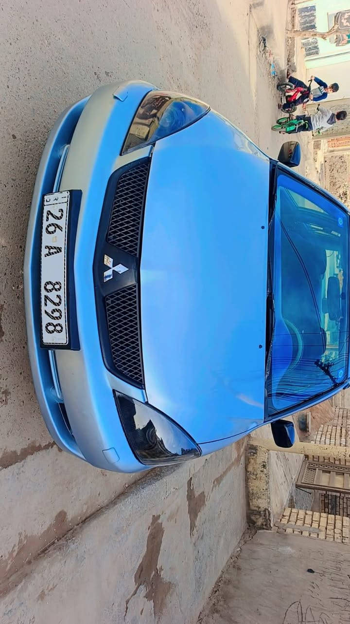 لانسر موديل 2006رقم صلاح الدين السياره برغي مامفتوح بيها جديده أي نقص ماكو صبغ عام  بس لون فرن فقط زراك لايت شاشه كبيره حساس سعر 73بسمي ساكن بغداد الشعب رقم الهاتف ***********
