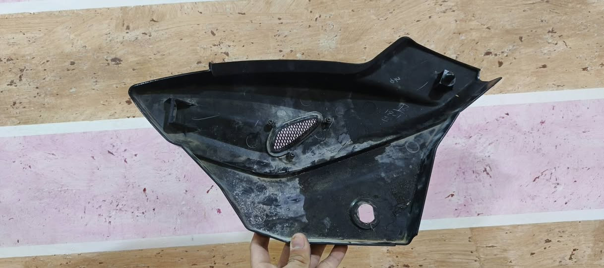 كلشي موضح بالصور

 كفرات جانبية دراجة بولسر 150 نظيفات لا كسر ولا فطر فقط يحتاجلهن تنظيف

زوج اشارة بولسر تك نظيف والتك الثاني مكسورة الماسدة مالته
زوج اشارة بوكسر 
ومرايات ماعرف اذا هن للبولسر او لغير دراجة من اشتريتها هن بيها وبدلتهن

وكلشي موضح بالصور

الي يعجبه يخلي سعر و متوفر توصيل

للتواصل خاص او واتساب


**إذا كنت صاحب هذا الإعلان وتريد حذفه لأي سبب، رجاءا أرسل رسالة إلى الدعم الفني**