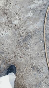 النترا 2025 وارد الصين
المواصفات:

• سلايد
• بصمة أبواب + بصمة تشغيل
• ويل كب 17
• إشارات بالمرايا
LED لايت •
• خمس اشمان كرومي
• شاشة نيفكيشن
.كاميرا
• مرايا شفط
• لايت 3 عدسات زينون
• كشنات جلد
• هند بريك بصمة
• كير ديجتال طيارة
• تبريد خلفي
• تحكم ستيرن جهتين + كروز كنترول
• ماتور لايت + كيلو متر ديجتال
كير 8 سرعات
دواخل اسود 
سيارة نضيفة كلش
بيها صبغ بالجنطة (صندوك)
مكاني بالبصرة الاصمعي الجديد
السعر 145 
رقم ***********
