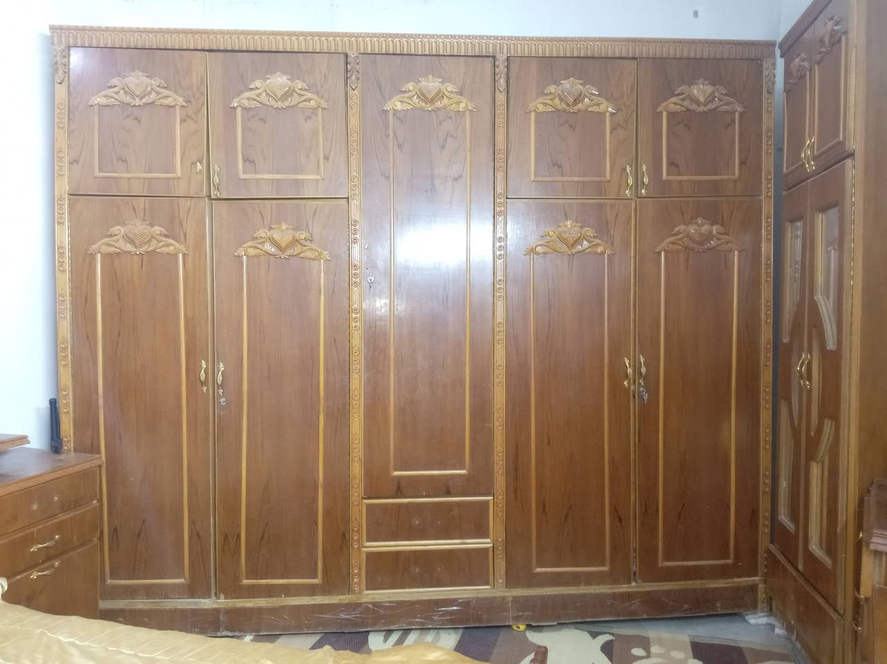 غرفة خشاب للبيع السعر 750 رقم بي واتساب***********
