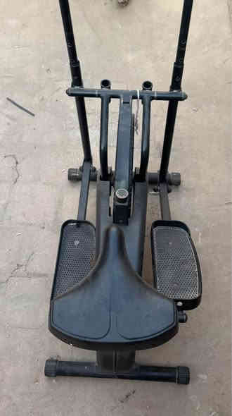 جهاز جري مستعمل مع قرص وحزام وماطور تدليل يتحمل وزن 155 كيلو 
تلفون ***********
السعر الكل 250 الف دينار كربلاء
