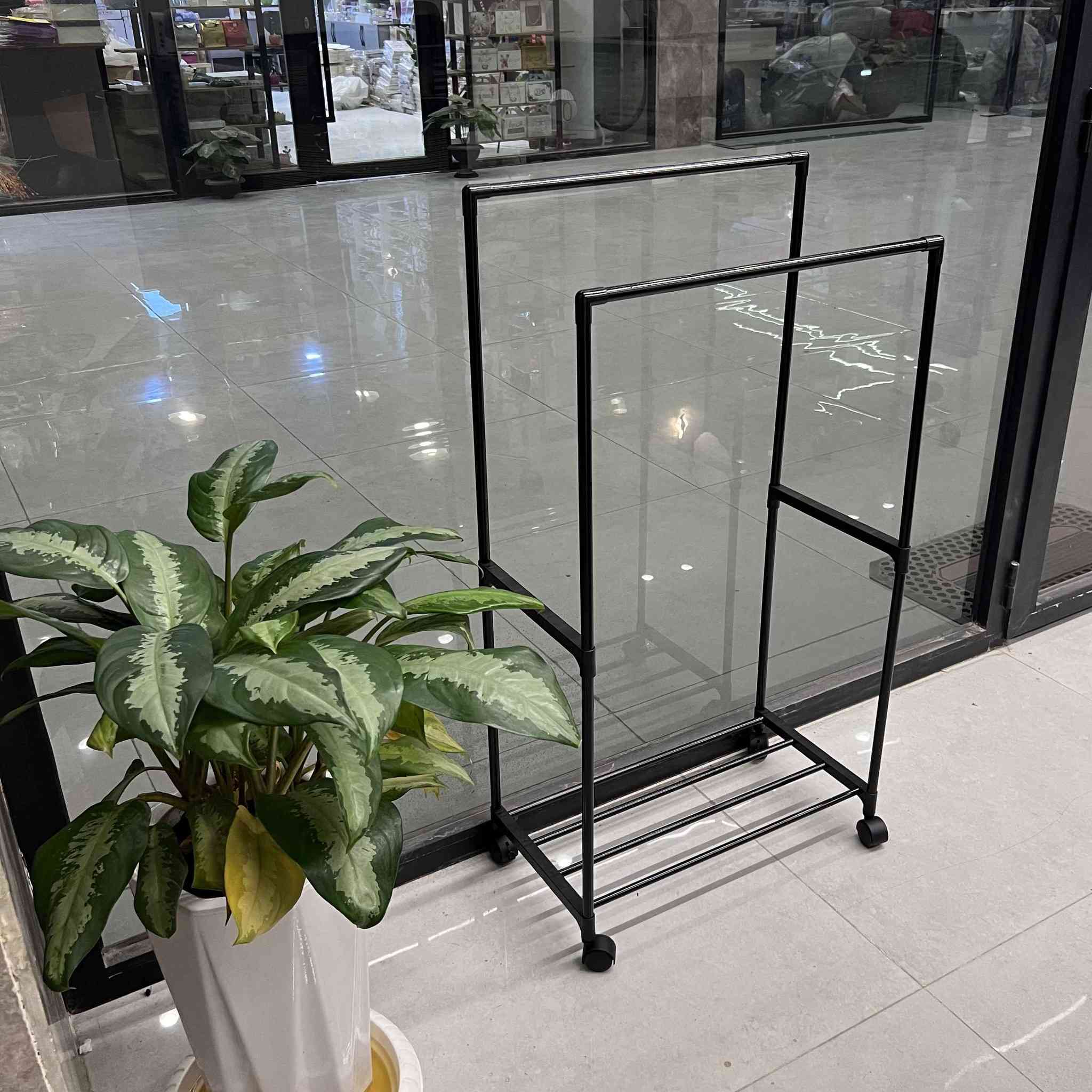 علاقة ملابس وأحذية متحركة مزدوجة بطبقتين – Shoe and Hat Storage Clothes Rack

الموديل: YH9918-1

• علاقة ملابس عملية بتصميم مزدوج مع رف سفلي لتخزين الأحذية والقبعات بطريقة مرتبة وأنيقة.

• تصميم بطبقتين لتعليق عدد أكبر من الملابس في مساحة واحدة.

• رف سفلي مكوّن من 4 أنابيب فولاذية لكل طبقة لتخزين الأحذية أو الأغراض.

• هيكل مصنوع من أنابيب فولاذية قوية (Bold Steel Pipe).

• عجلات سفلية بتصميم متحرك (Pulley Design) لسهولة النقل داخل المنزل.

• مناسبة لغرف النوم، المداخل أو غرف تبديل الملابس.

• الخامة: أنابيب فولاذية
• عدد الأنابيب في الرف السفلي: 4 أنابيب لكل طبقة
• مزودة بعجلات سفلية للحركة
•الابعاد: 103*55*29 سم

محتويات العلبة:
• هيكل علاقة الملابس
• رف سفلي مكوّن من أنابيب
• عجلات سفلية (Pulley Design)
• قطع التركيب الخاصة بالمنتج ناصرية, ذي قار


**إذا كنت صاحب هذا الإعلان وتريد حذفه لأي سبب، رجاءا أرسل رسالة إلى الدعم الفني**