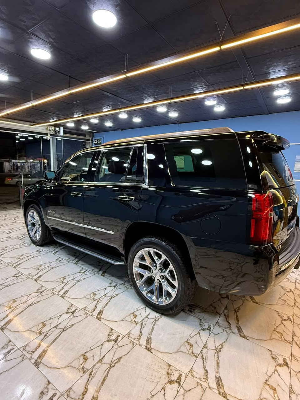 السلام عليكم 
من رخصة الآدمن 
تاهو 2018 للبيع خليجي Premier مكفولة السعر 380 وبيها مجال قليل 
المكان كربلاء 
للاستفسار / ***********
