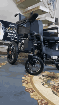 اخوان عندي كرسي كهربائي جديد غير مستخدم 0  أريد السعر 575و بي مجال لطي...