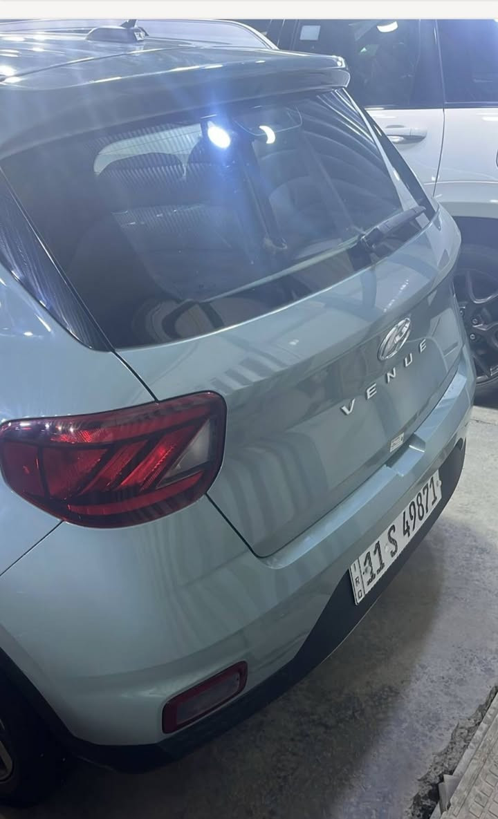 سلام عليكم ٢٥ موديل فول مواصفات بصمه فتحه حادث تبديل جاملغ ودعاميه ماشيه اقل ٢٠٠٠ سعر ١٣٥ الشراي يتصل *********** بغداد الجديده سياره تحياتي
