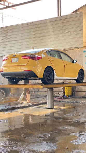 السلام عليكم شباب فورتي 2015 رقم بغداد سياره نظيفة فقط حادث أميركا محرك نظيف مكاني بغداد ***********
