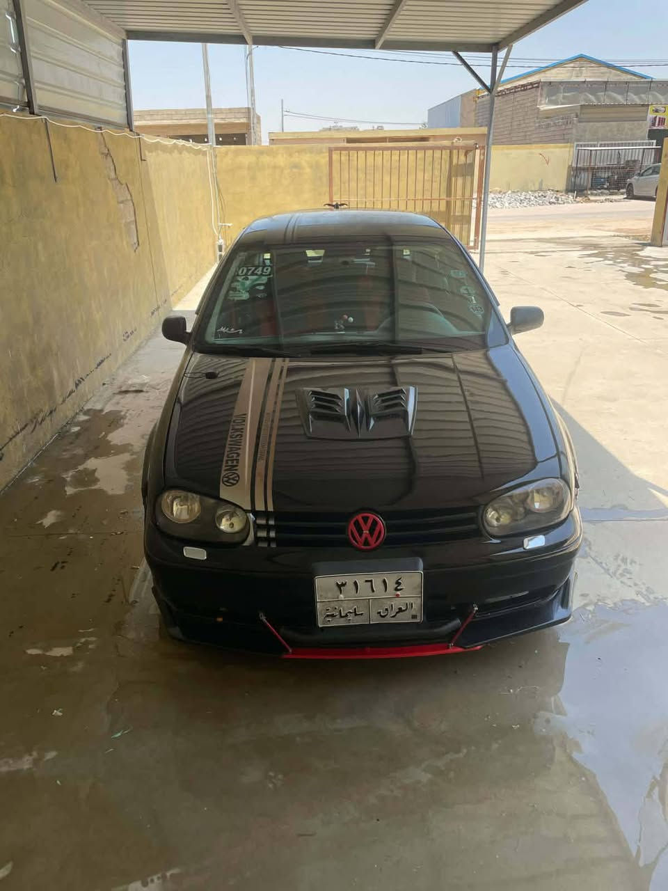 كولف موديل 2000 محرك 18 كير عادي سنويه لحد نهايه 27 شرط تحويل صبغ مو حزام ابيع حزام الك   
*********** واتساب
